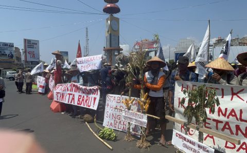 Hari Tani Nasional, Ratusan Petani di Kotabaru dan Sindang Anom Gelar Demo